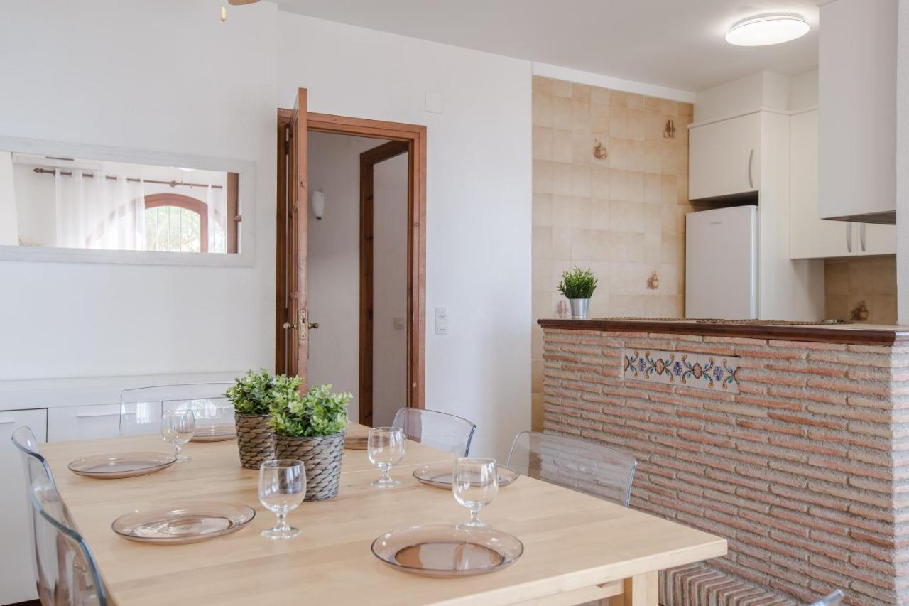 Apartamento Mistral Seafront Up. Vistas Al Mar Mont-Roig del Camp Exterior foto